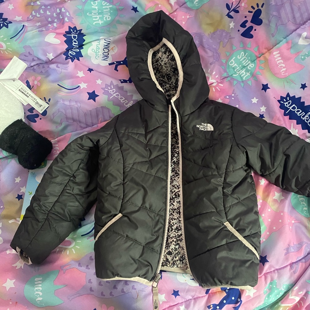 Girls reversible North face puffer xs